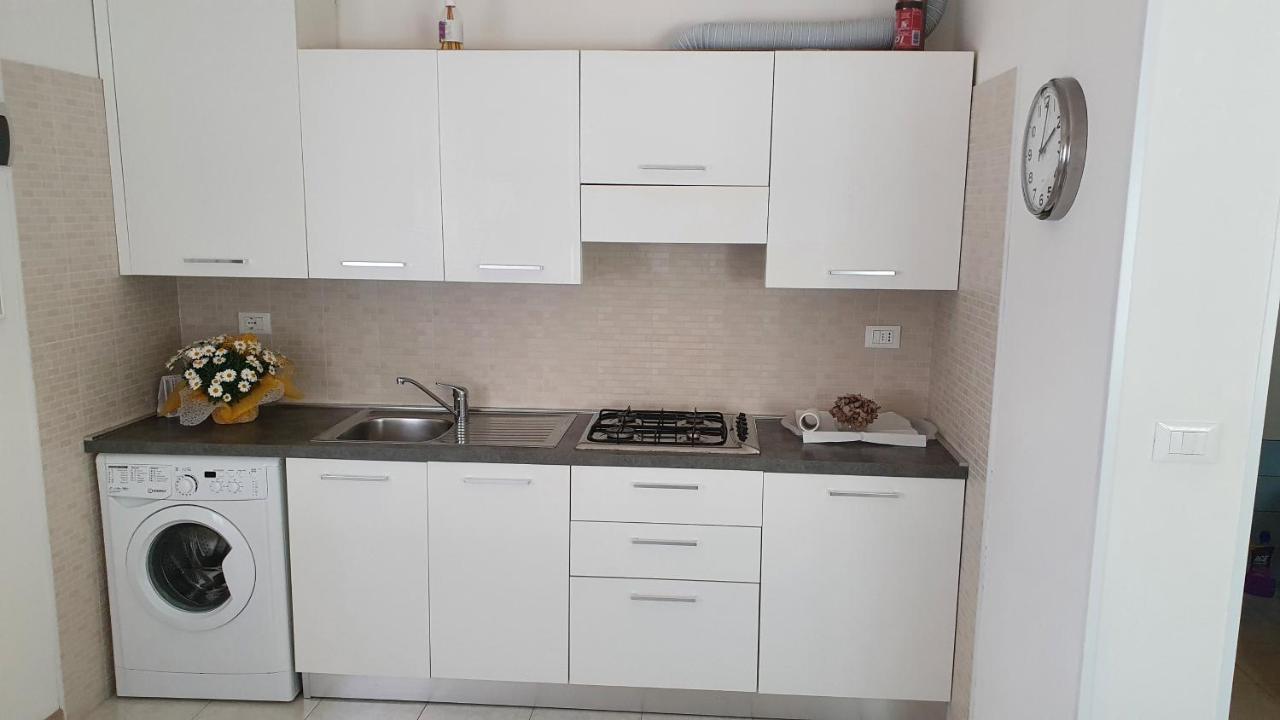 Al Apartment *